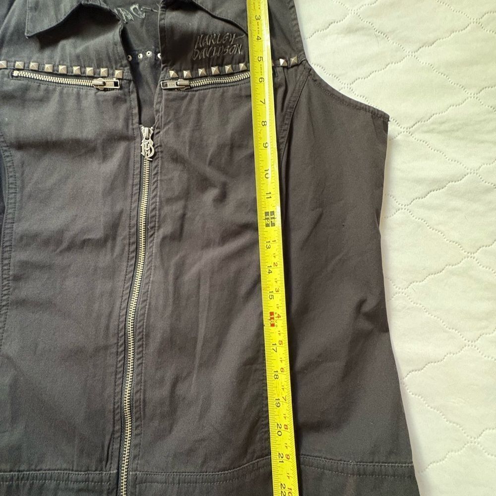 Harley-Davidson Gray Vest with Silver Accents - Picture 6 of 6